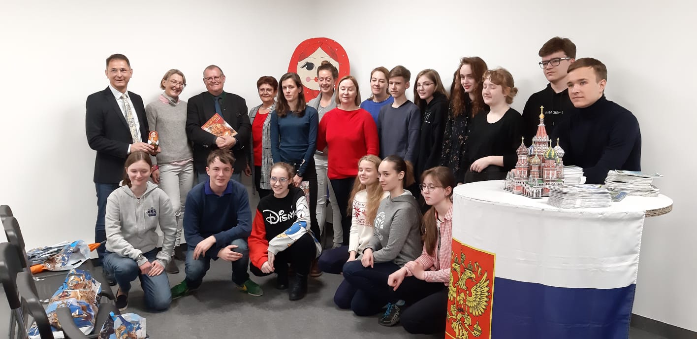 Partnerschule 636 aus Russland besucht HAK.HAS Neumarkt--Bild-Nr. 2