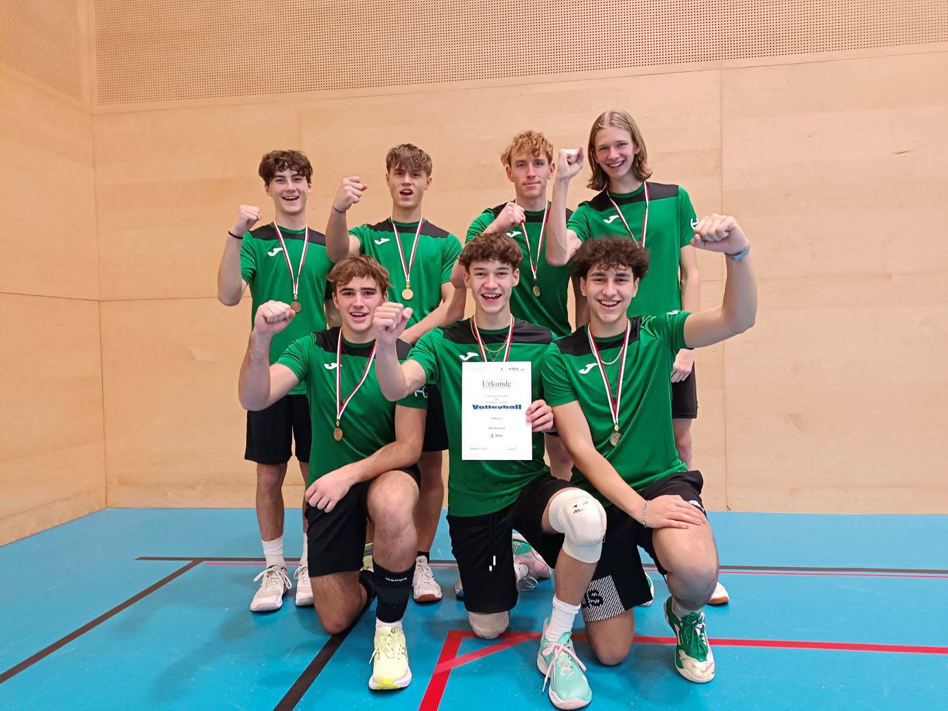 Sensationeller 3. Platz bei den Volleyball Landesmeisterschaften der Herren--Bild-Nr. 2