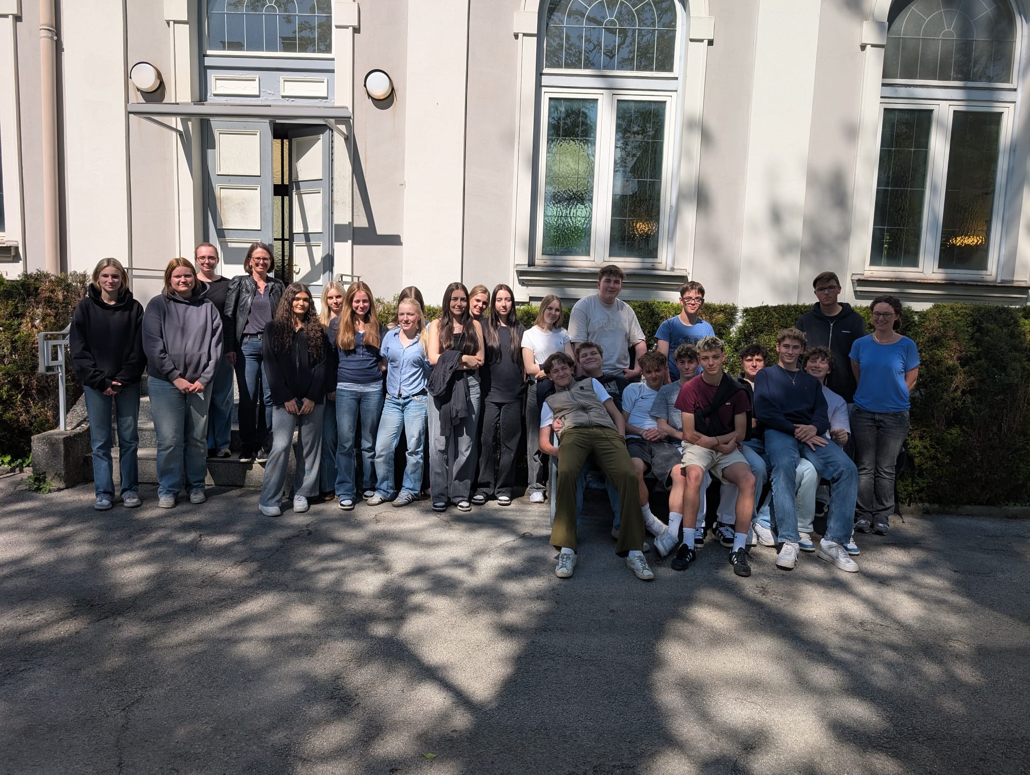 Besuch der Synagoge in Salzburg--Bild-Nr. 1