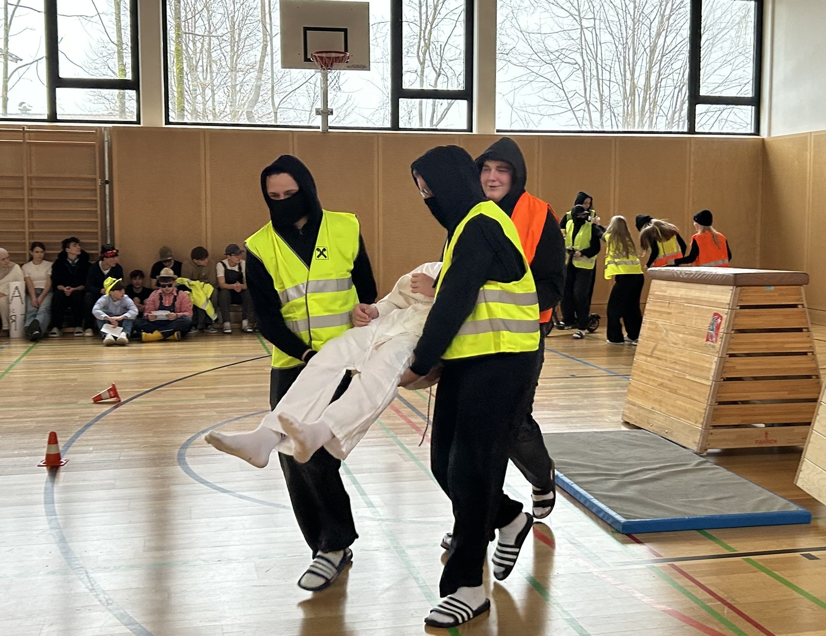 Faschingsdienstag an der HAK.HAS Neumarkt--Bild-Nr. 30