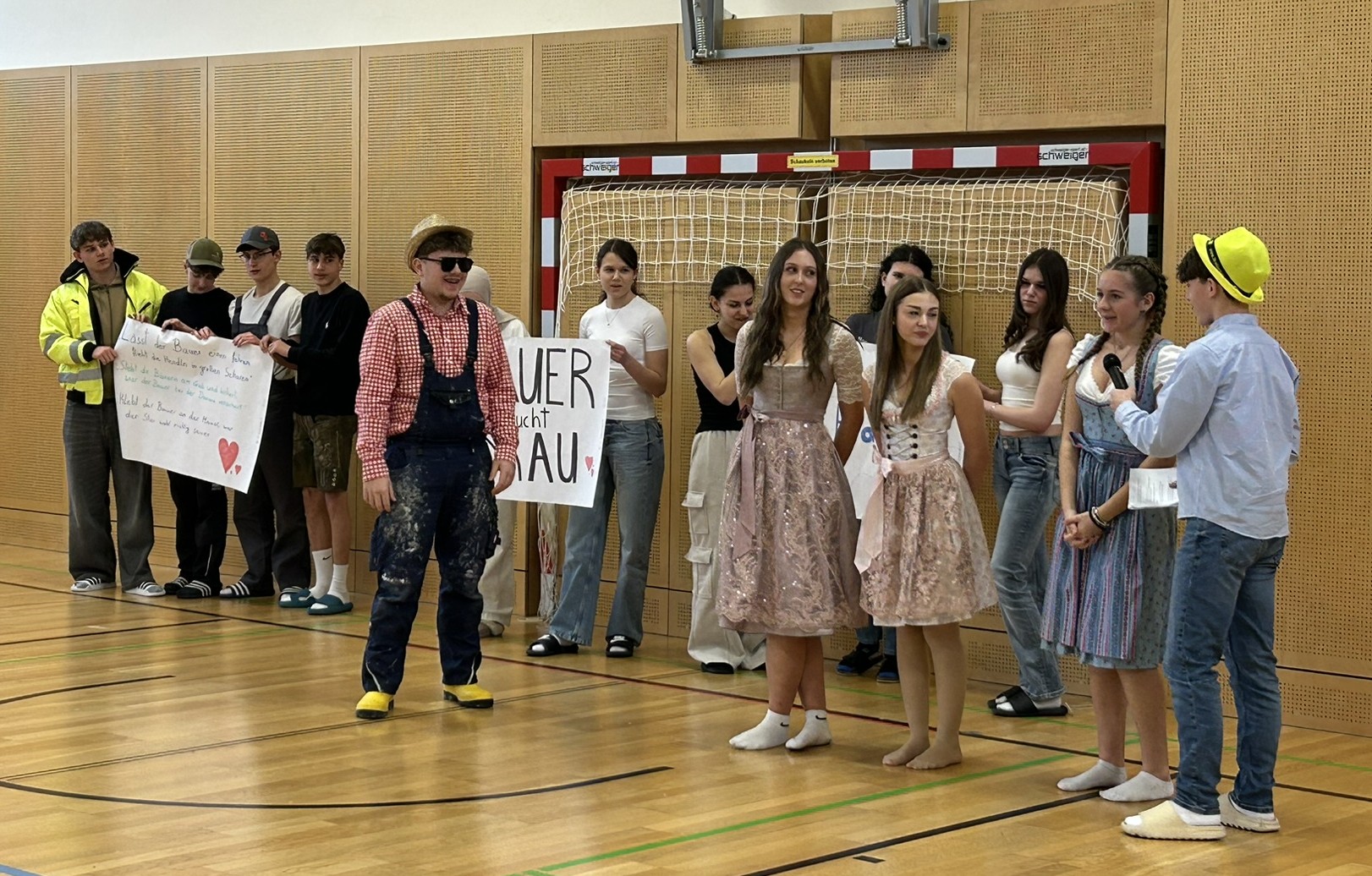 Faschingsdienstag an der HAK.HAS Neumarkt--Bild-Nr. 32