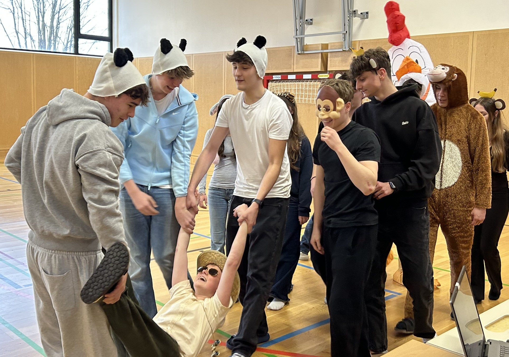 Faschingsdienstag an der HAK.HAS Neumarkt--Bild-Nr. 35