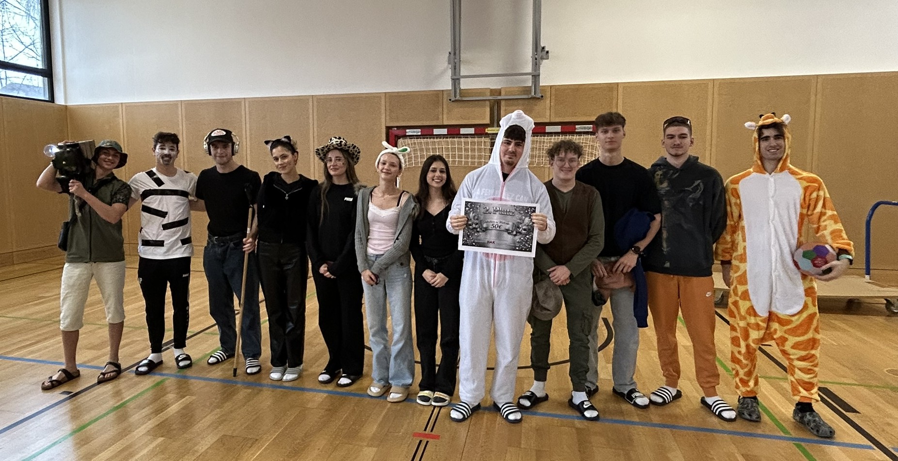 Faschingsdienstag an der HAK.HAS Neumarkt--Bild-Nr. 43