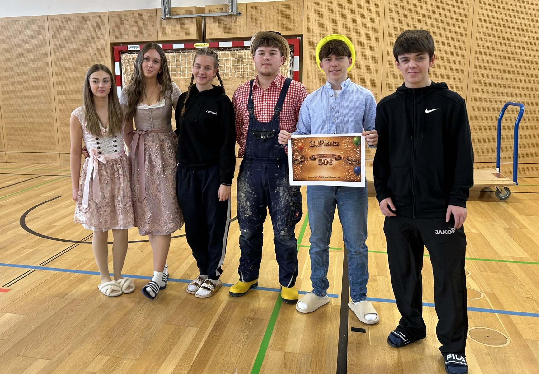 Faschingsdienstag an der HAK.HAS Neumarkt--Bild-Nr. 44