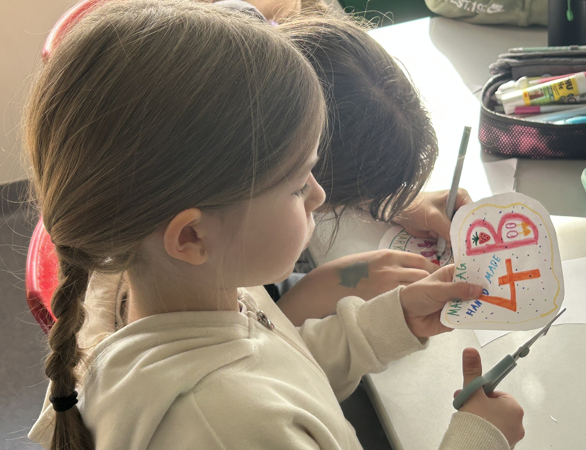 HAK-Schüler:innen besuchten Volksschulkinder in Straßwalchen--Bild-Nr. 10
