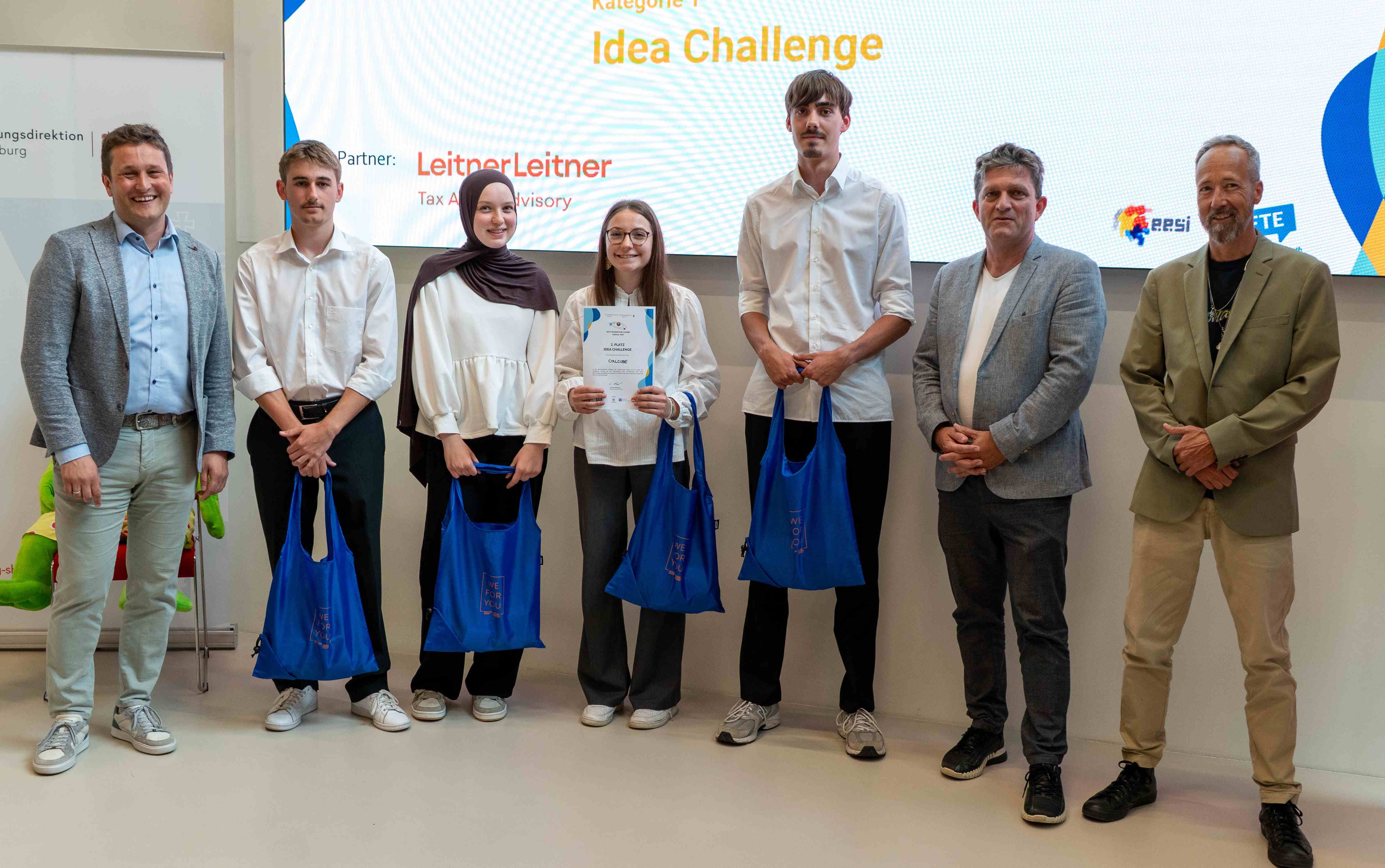 Team „CollCube“ erreicht 2. Platz unter den kreativsten Jung-Entrepreneuren Salzburgs--Bild-Nr. 1